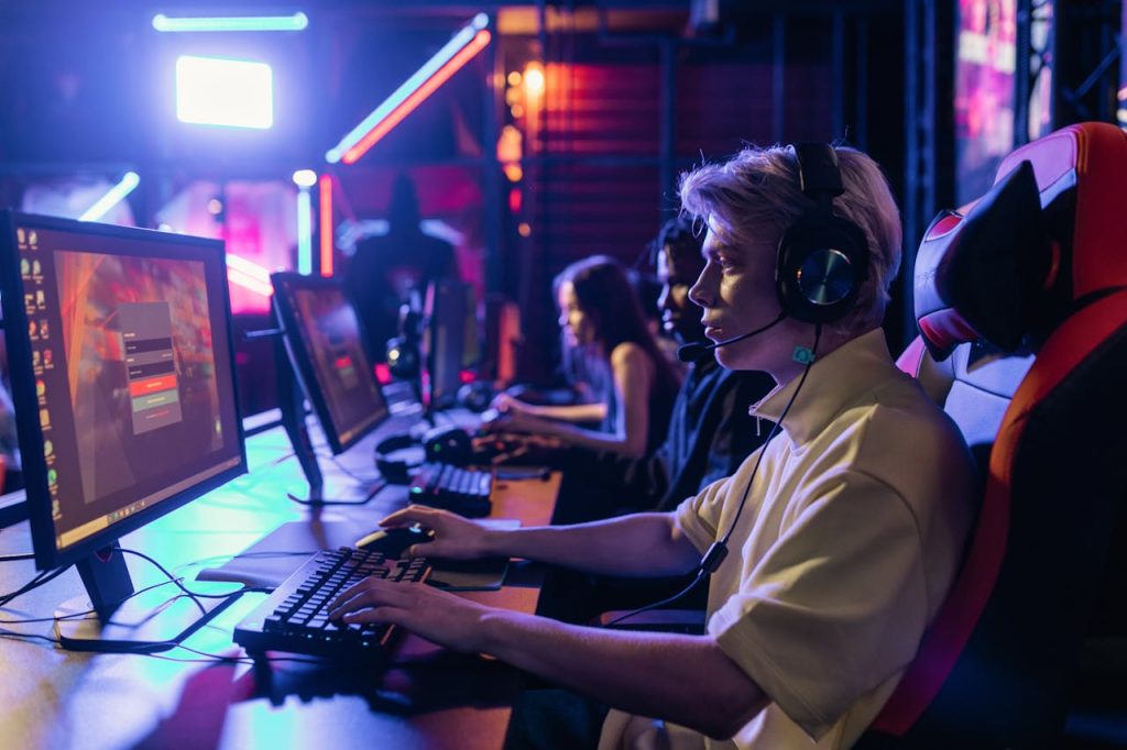 Don’t Gamble with Your Future: Esports – The Right Way to Play and Build a Career